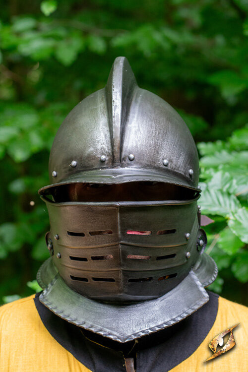Casque Borgoñota avec visière en acier noirci