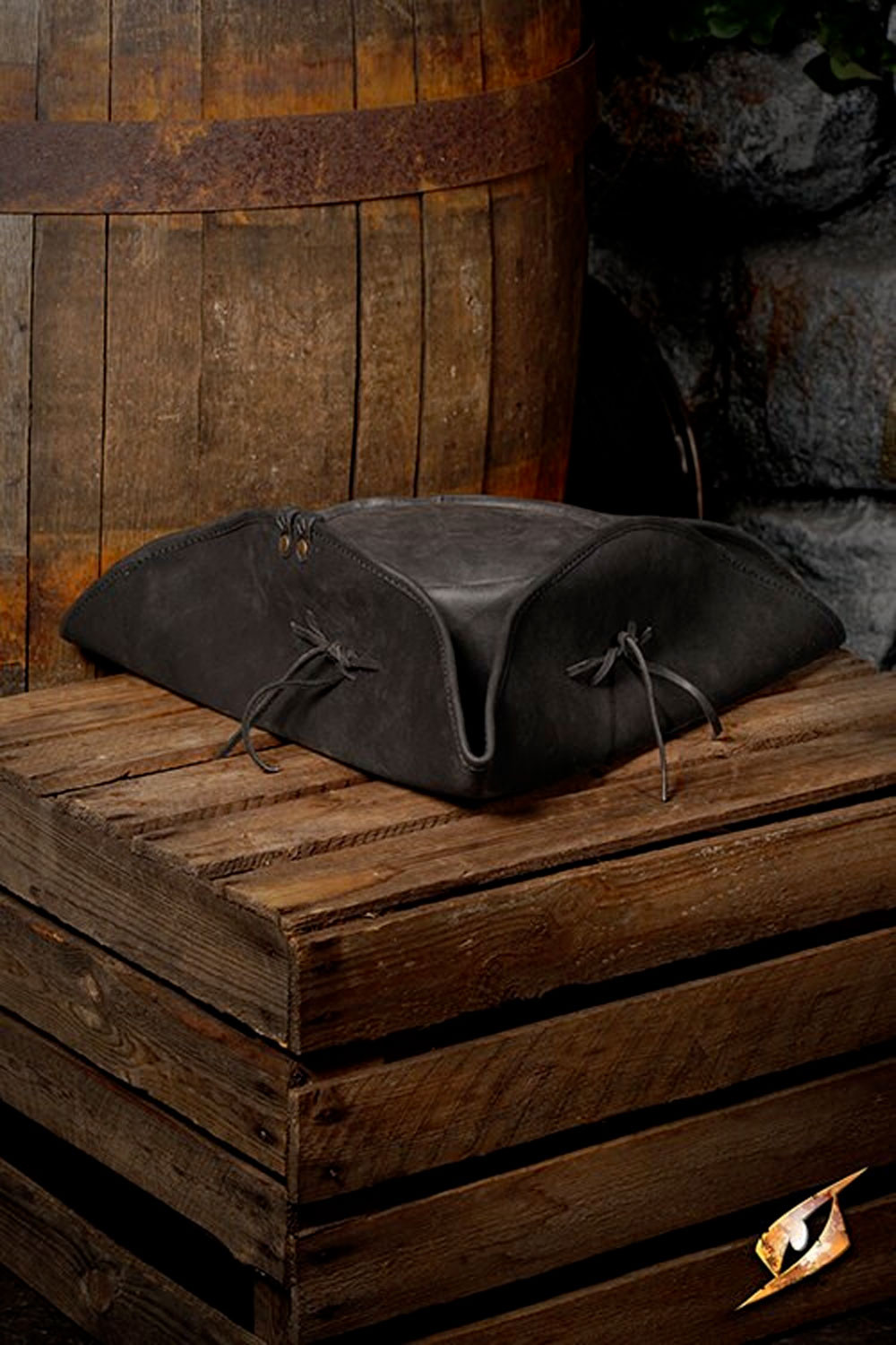 Chapeau de pirate simple en cuir, couleur noire