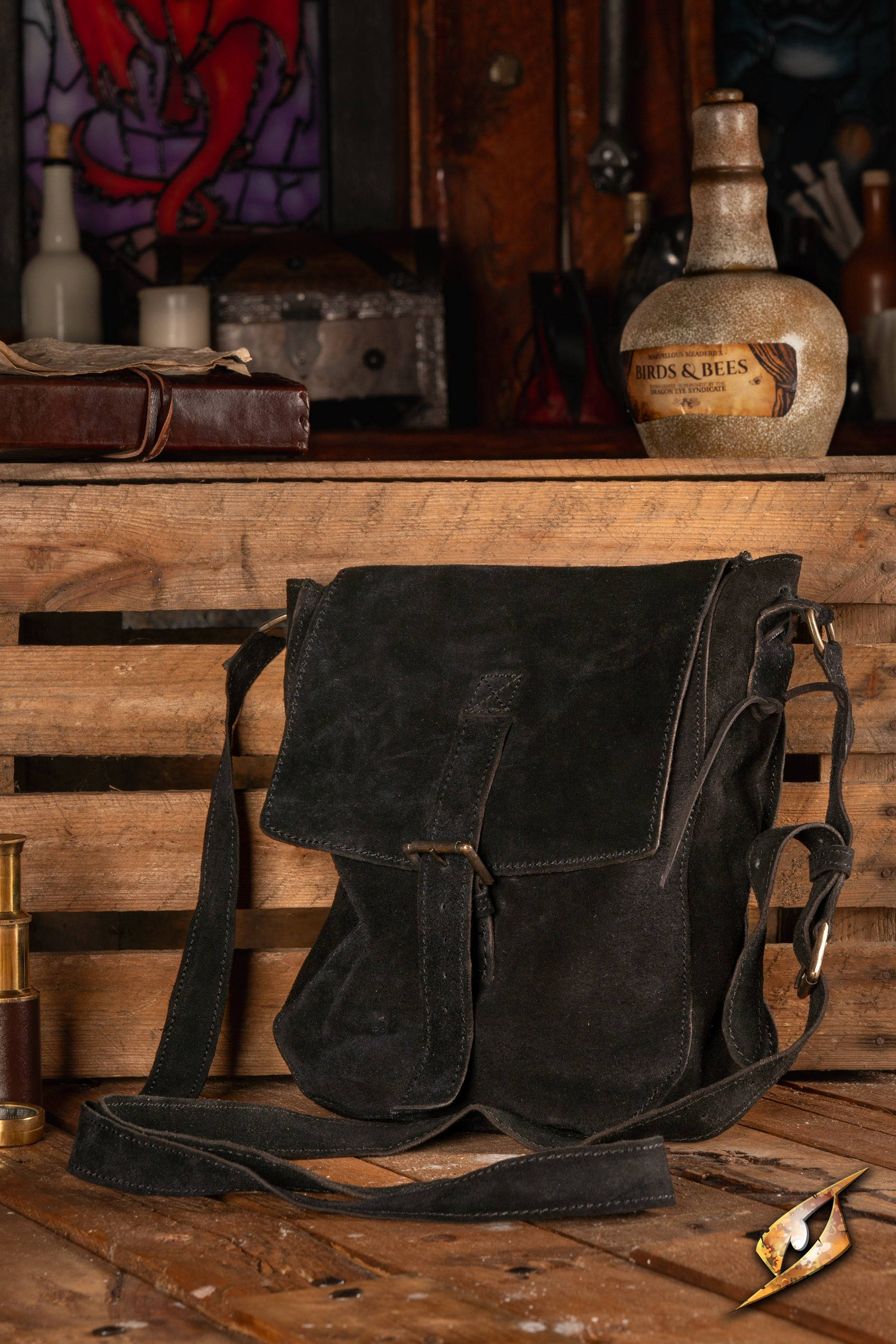 Sac à bandoulière médiéval en cuir de daim noir