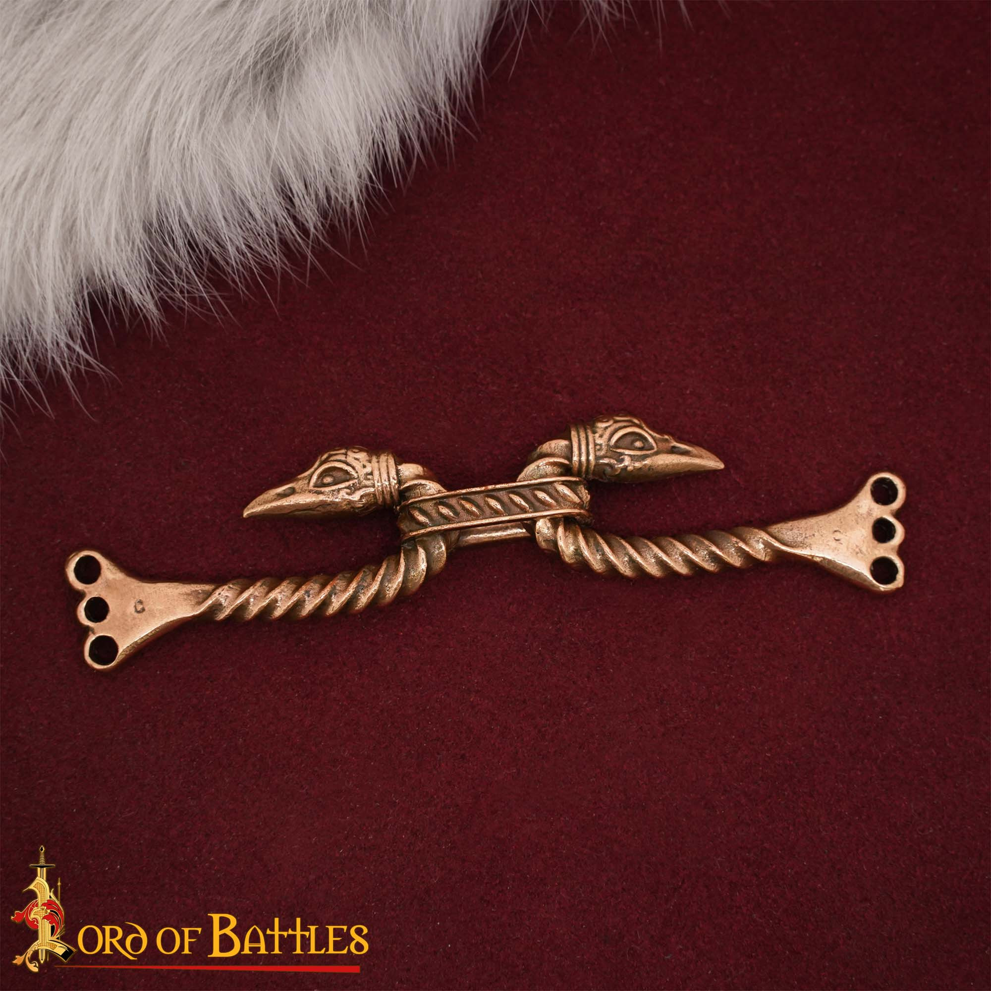 ?psc proxy image=1&product id=31369&image id=106104 - Dévoiler le Secret : Comment Choisir la Fíbule Médiévale Idéale pour Votre Cape