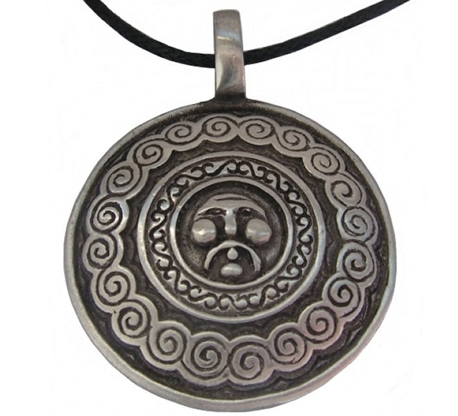 ?psc proxy image=1&product id=6056&image id=16116 - Pendentifs vikings : un voyage &agrave; travers l'histoire, le symbolisme et l'artisanat nordique