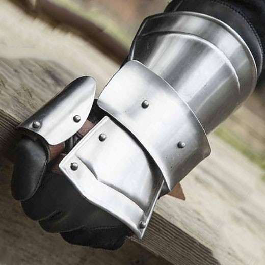 ?psc proxy image=1&product id=6963&image id=18537 - Gantelets, moufles et armures : histoire, technique et h&eacute;ritage de la protection m&eacute;di&eacute;vale