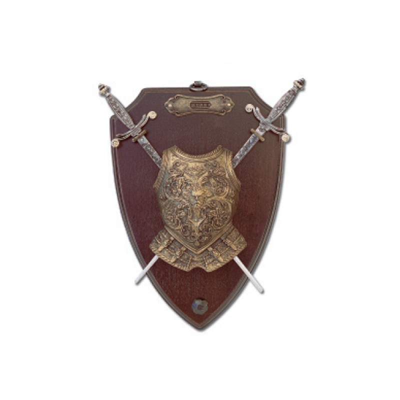 Panoplie avec épées et cuirasse