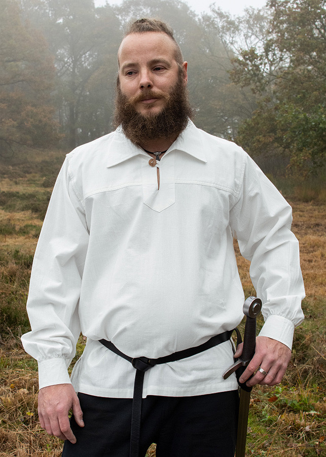 ?psc proxy image=1&product id=12890&image id=34572 - La chemise médiévale dévoilée : un voyage à travers son histoire, son style et sa signification