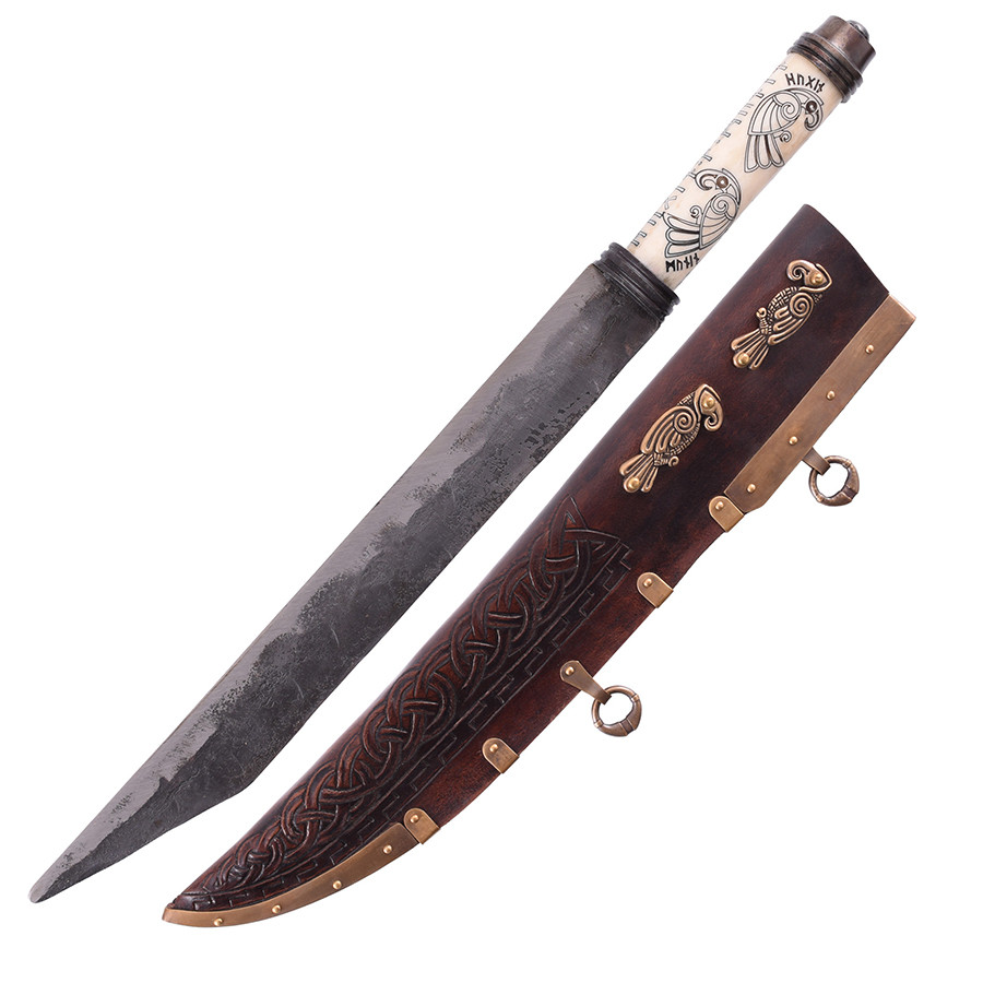 Seax ou long couteau Viking avec manche en os décoré