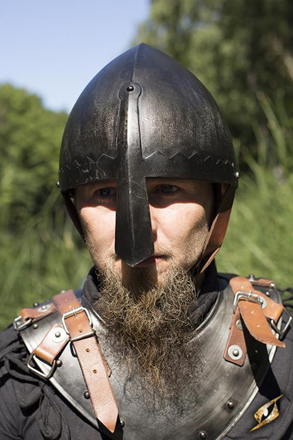 ?psc proxy image=1&product id=13257&image id=35758 - Casques vikings : réalité historique, types et comment séparer mythe et preuve archéologique