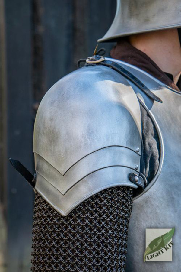 ?psc proxy image=1&product id=13287&image id=35892 - Armure gothique : la forge du style et la défense du chevalier du XVe siècle