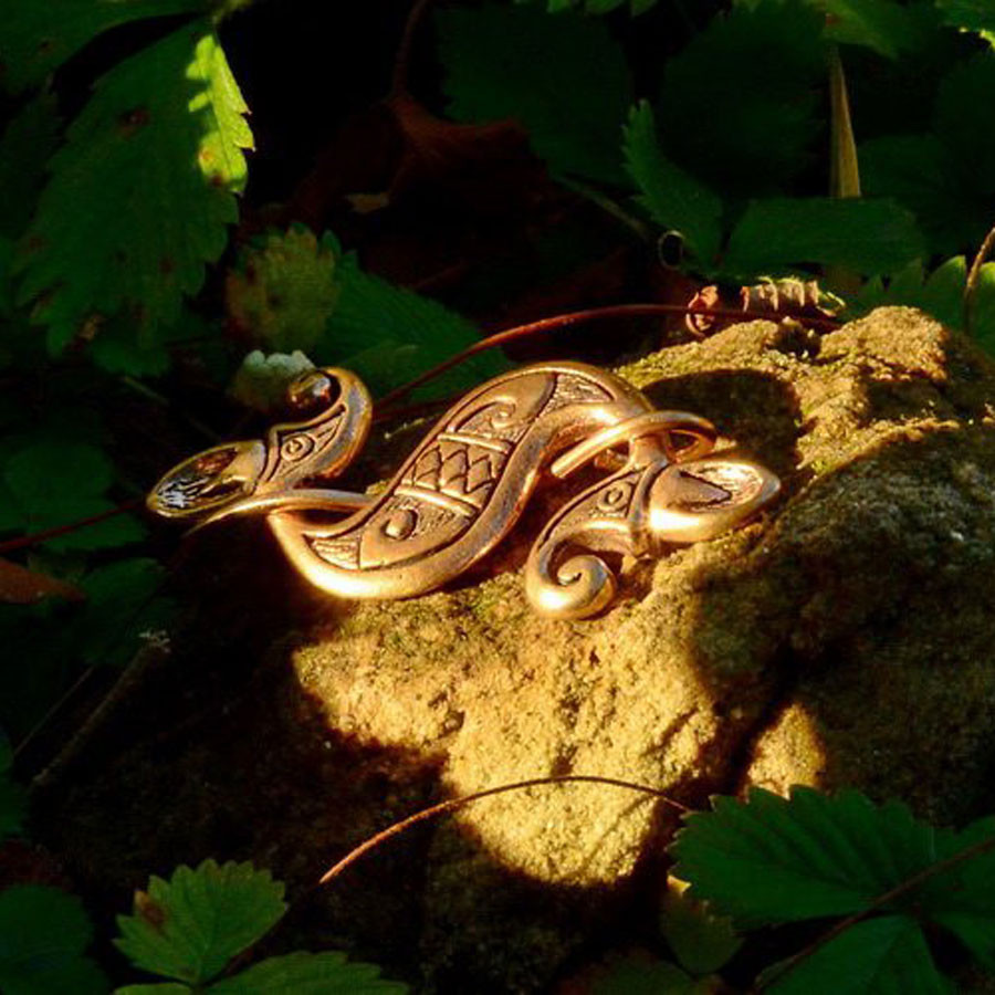 ?psc proxy image=1&product id=13921&image id=38430 - Guide complet : symbolisme derrière chaque pendentif viking