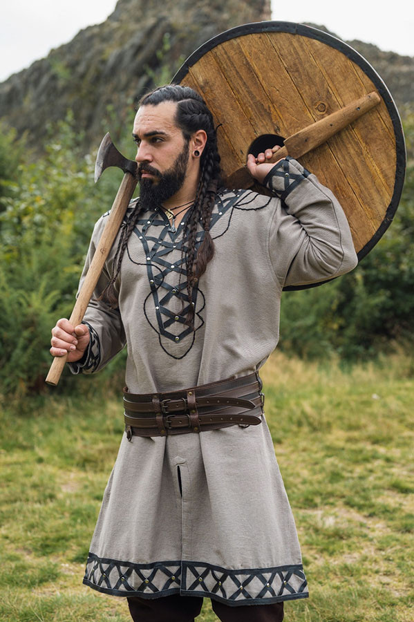?psc proxy image=1&product id=14116&image id=39190 - Fêtes vikings : guide épique et pratique pour comprendre leur calendrier, rituels et festivals actuels