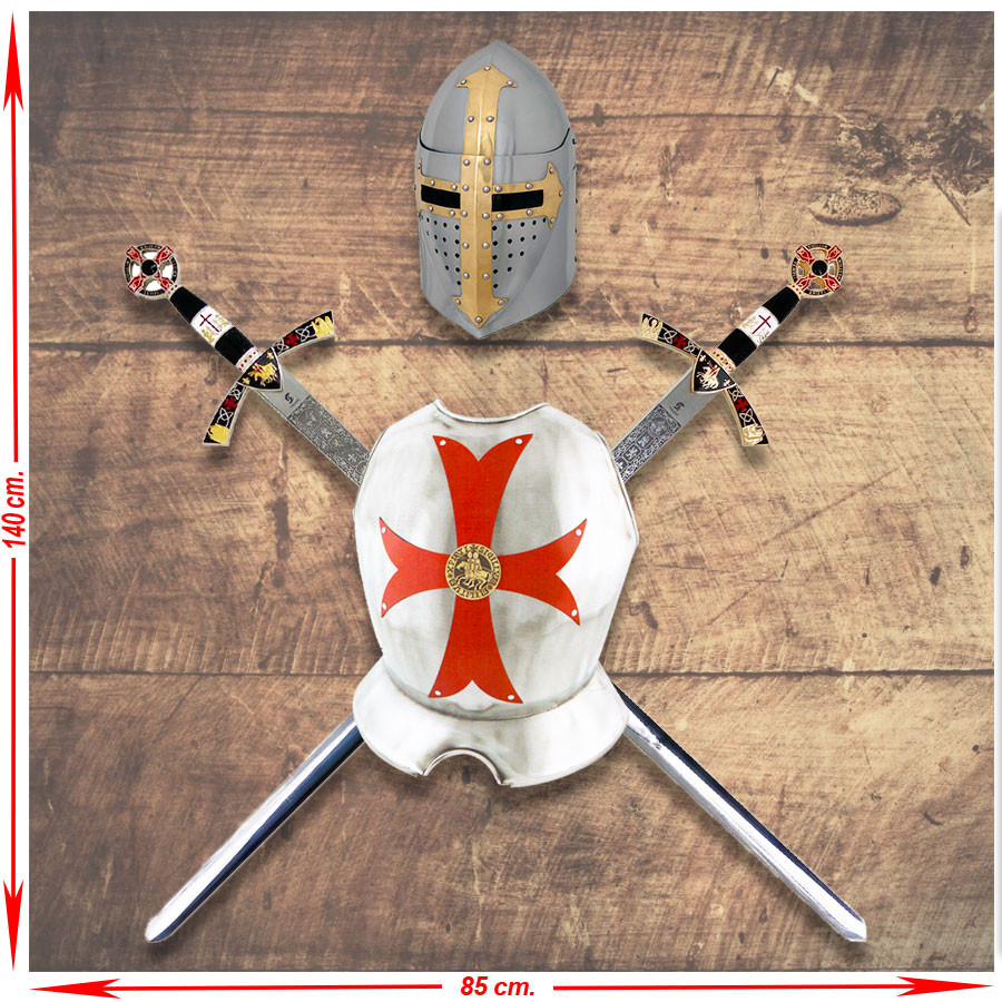 Panoplie de Templiers avec épées, pectoral et casque