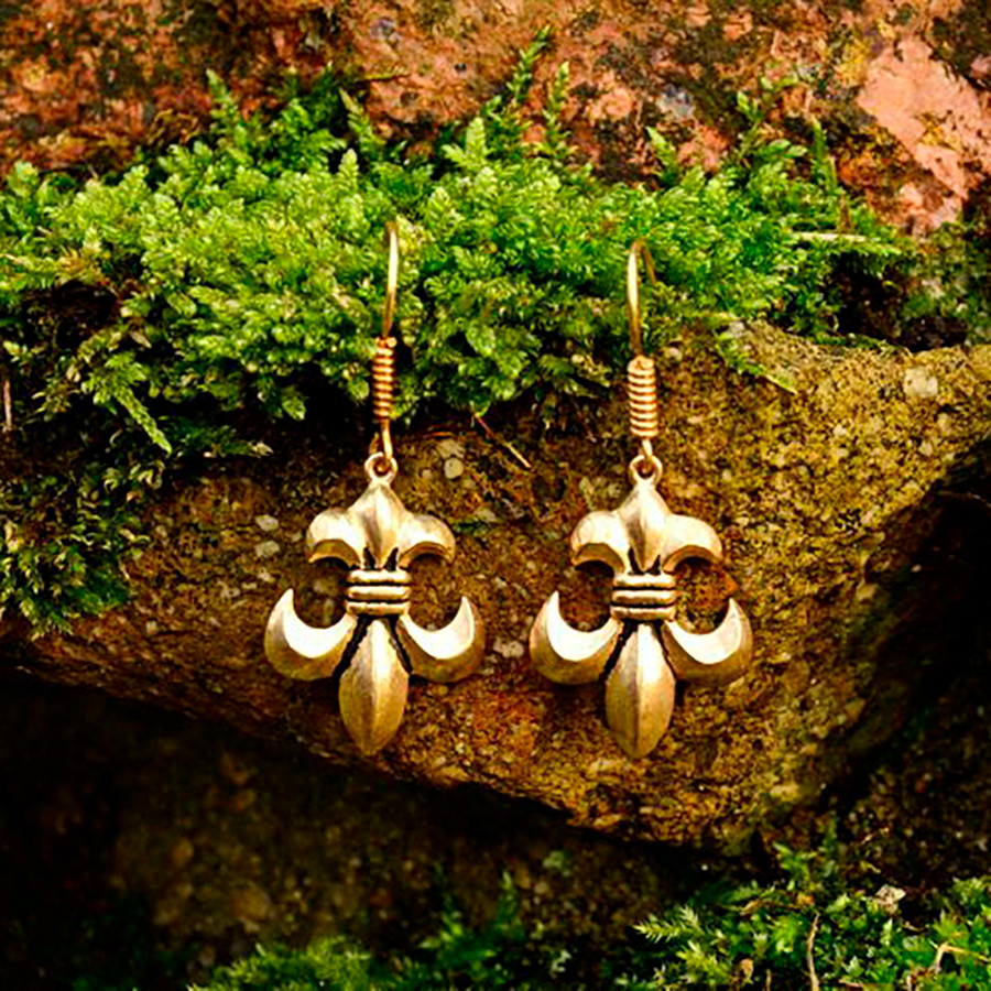 Boucles d'Oreilles Médiévales Fleur de Lys