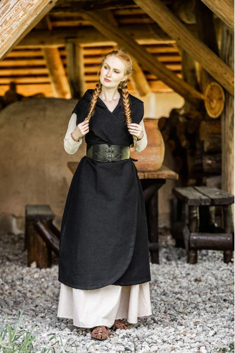 ?psc proxy image=1&product id=11072&image id=67339 - Robes médiévales pour femmes : un voyage vers l'élégance et le statut au Moyen Âge