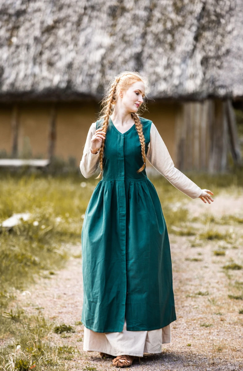 ?psc proxy image=1&product id=21574&image id=67395 - Robes médiévales pour femmes : un voyage vers l'élégance et le statut au Moyen Âge