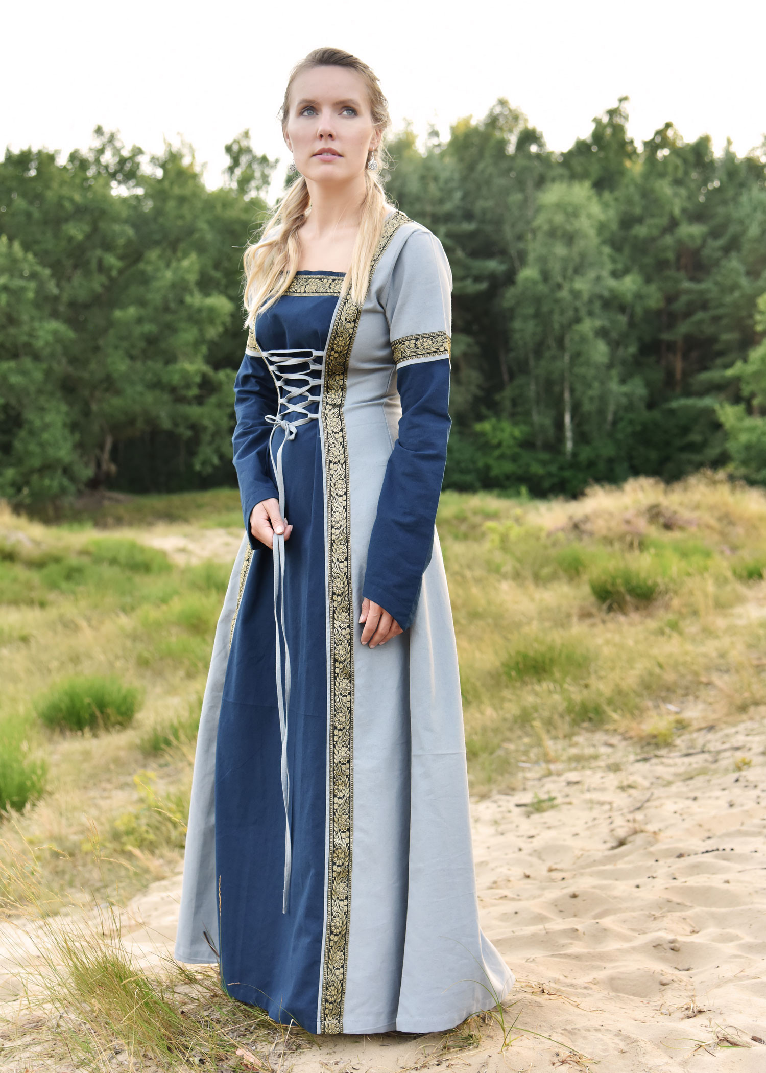 Robe Médiévale Léonor en bleu-gris