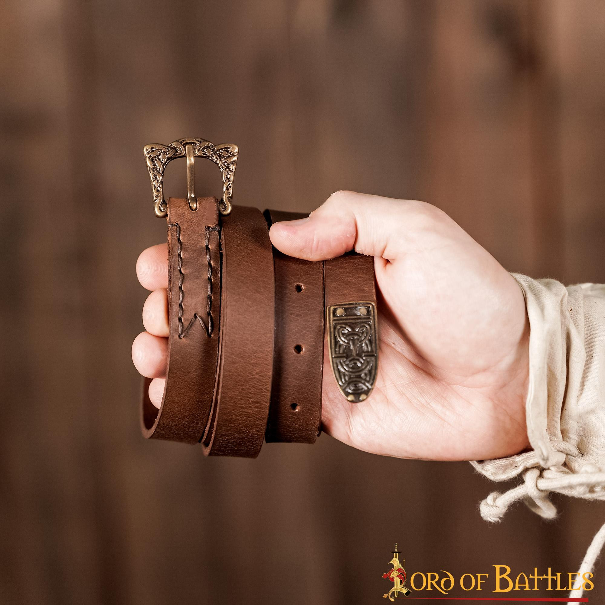 ?psc proxy image=1&product id=23323&image id=71336 - Ceinturons historiques : Plus qu'un accessoire, un symbole de pouvoir et de culture