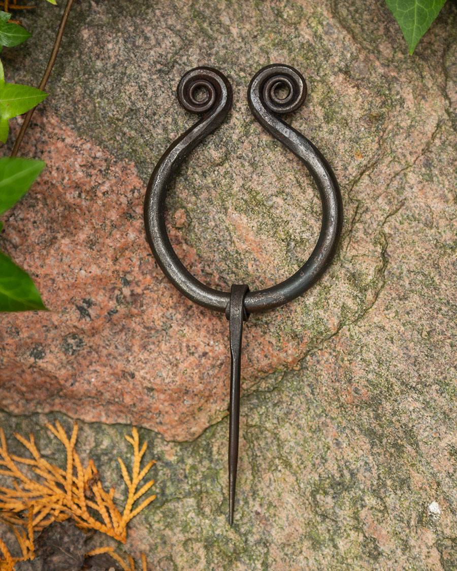 Grande fibule Bernhard pour robes et capes