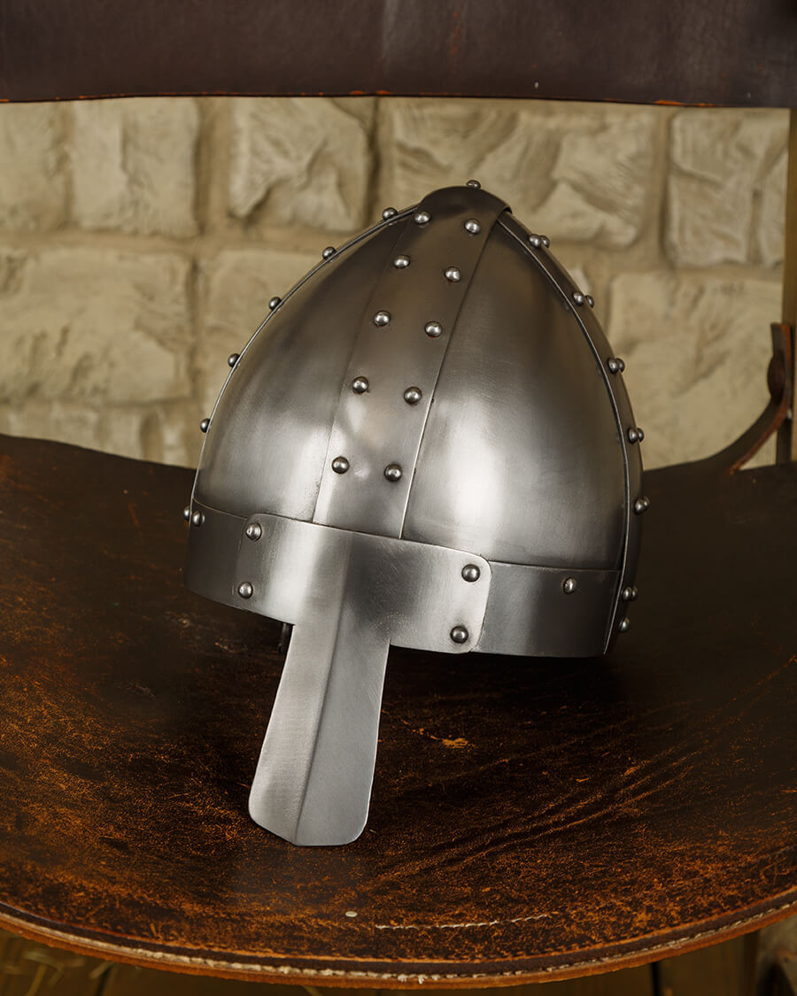 Casque de type Spangenhelm de Thor en acier
