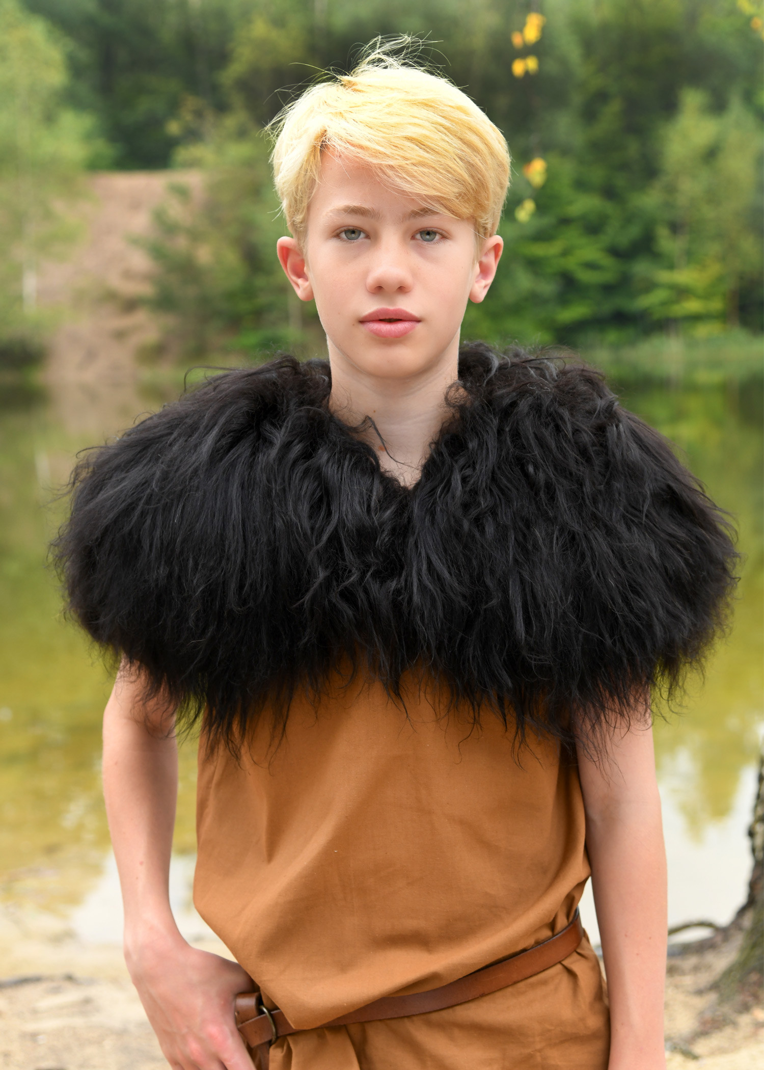 ?psc proxy image=1&product id=27825&image id=90619 - Peaux vikings et médiévales : histoire, usages et héritage dans l'habillement