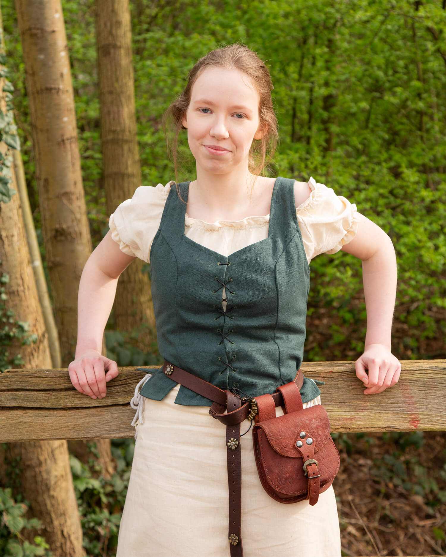 Corselet médiéval en coton modèle Tika, couleur verte