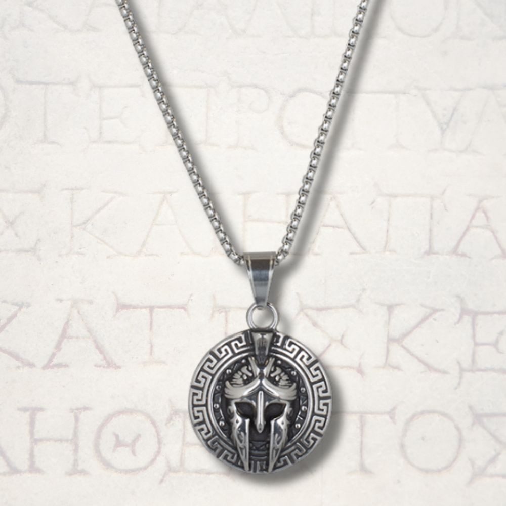 Pendentif casque et bouclier grecs