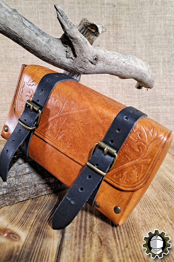Sac médiéval en cuir modèle Altair, couleur marron