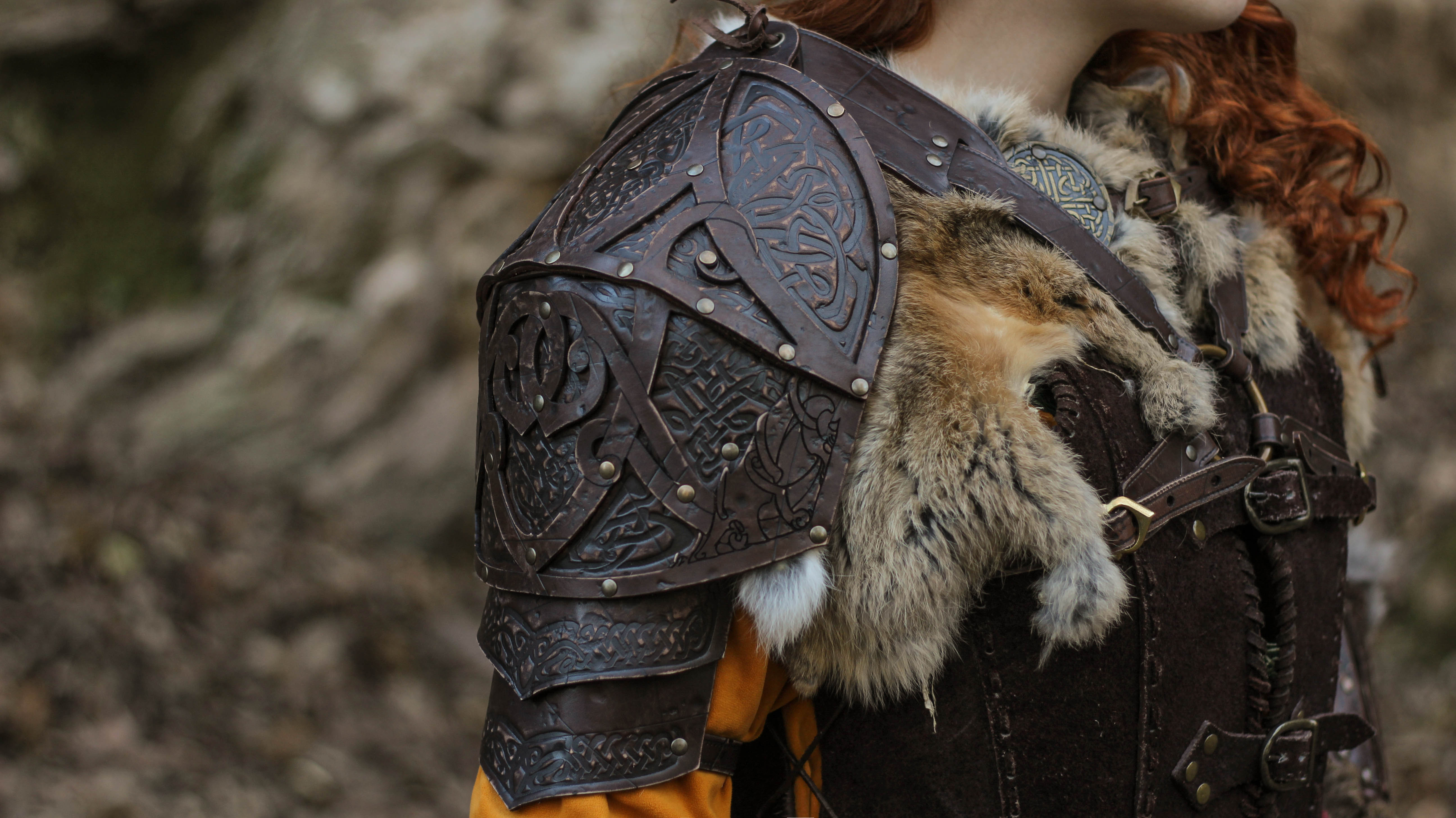 ?psc proxy image=1&product id=29279&image id=96420 - Spallières du Guerrier Médiéval : Histoire et Évolution de la Protection des Épaules