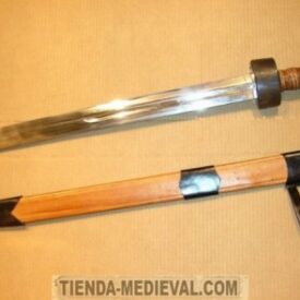 lempire romain et le fil de sa conquete gladius et spatha 275x275 - Les Épées Rapières : Au-Delà du Duel, un Symbole du Siècle d’Or