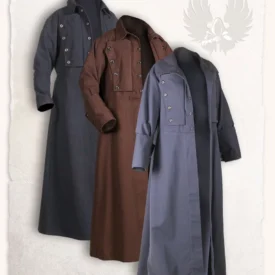 caban manteau medieval histoire differences et son impact sur la mode 275x275 - Robes médiévales pour femmes : un voyage vers l'élégance et le statut au Moyen Âge