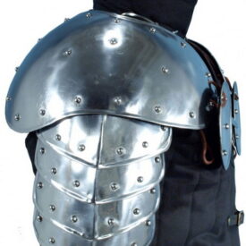 spallieres du guerrier medieval histoire et evolution de la protection des epaules 275x275 - Parties de l'épée : anatomie, histoire et fonction de chaque composant