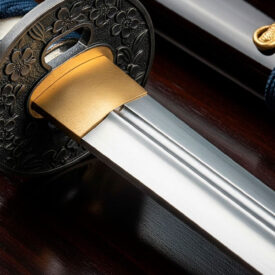 wakizashi japonais lepee courte qui incarne lhonneur et la technique samourai 275x275 - Affûtage des katanas : guide complet pour affûter, polir et entretenir votre katana